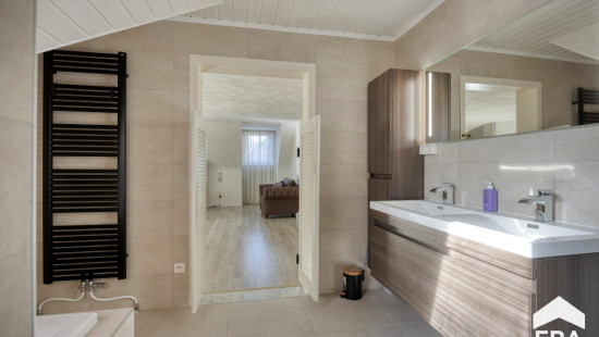 Slipstraat - 61 - - 3930