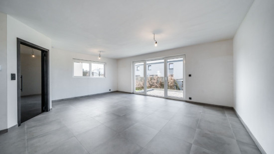 Rue de la Station - 70 - B - 5555