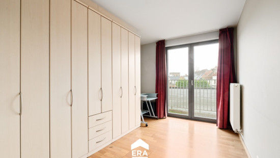 Stationsstraat - 27 - - 9900