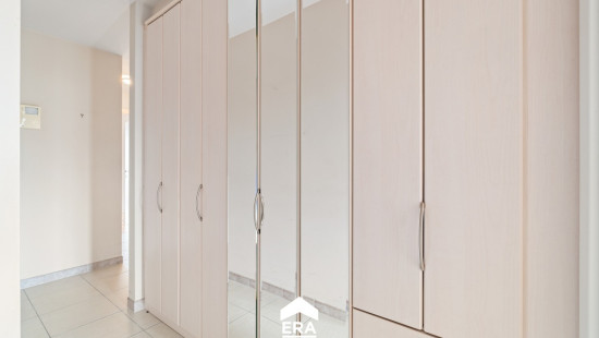 Stationsstraat - 27 - - 9900