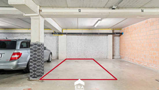 Stationsstraat - 27 - - 9900