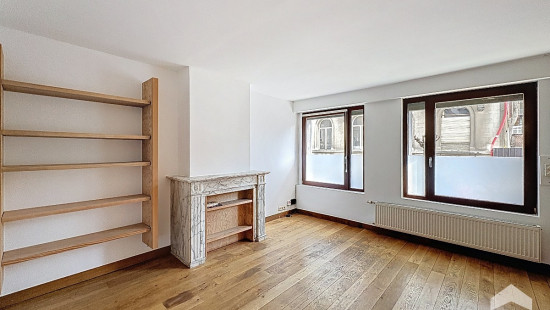 Rue Washington - 177 - 0 - 1050