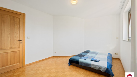 Langestraat - 32 - - 1730