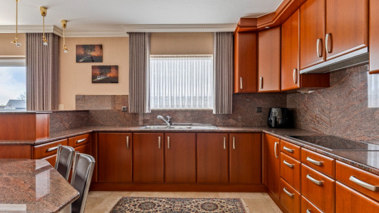 Durasweg - 7B - - 3440