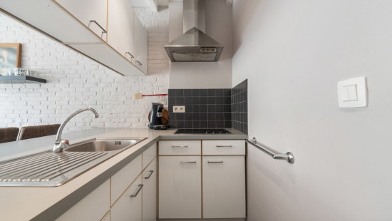 Stationsstraat - 103 - 1 - 9280