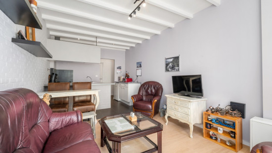 Stationsstraat - 103 - 1 - 9280