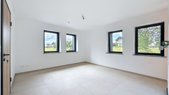 Rue de la carrière - 40 - - 6900