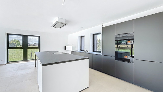 Rue de la carrière - 40 - - 6900