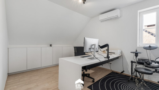 Kasteelstraat - 28 - - 3670