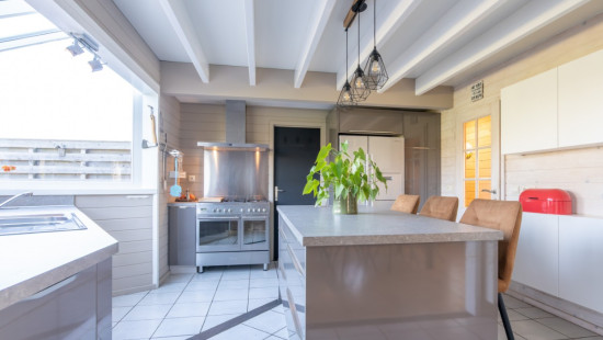 Halleux - 9 - D - 6980