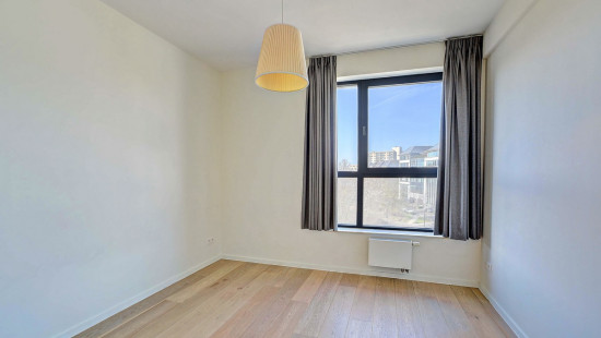 Allée Louise Van den Plas - 1 - D53 - 1200