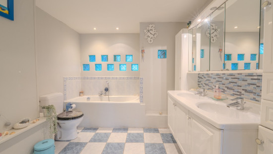 Rue des Vennes - 38 - - 4020