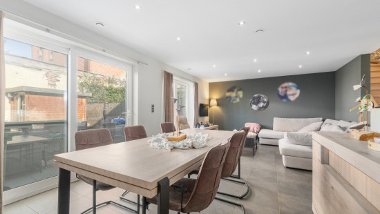 2de Jagers te Paardstraat - 6 - - 9220