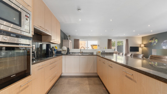 2de Jagers te Paardstraat - 6 - - 9220