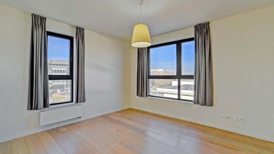 Allée Louise Van den Plas - 1 - D53 - 1200