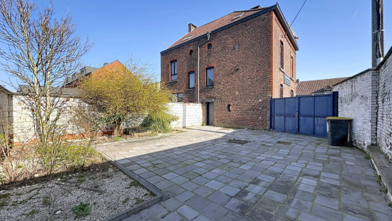 Chaussée de Bruxelles - 110 - - 7061