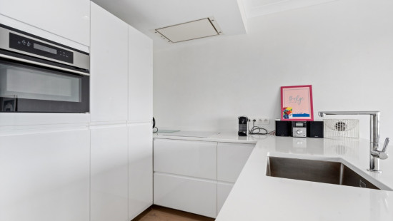 Europagalerij - 7 - 1102 - 8400