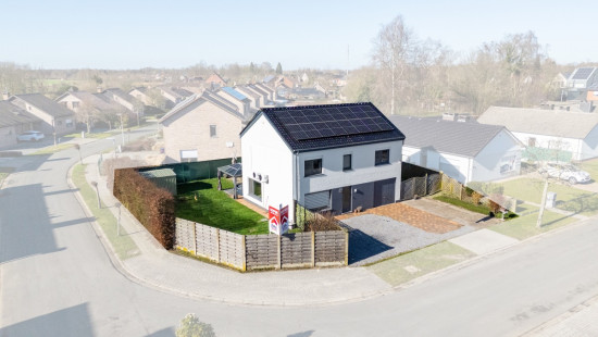 Hemelsbreedte - 44 - - 9112