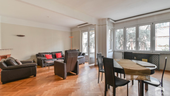 Square des Latins - 30 - - 1050