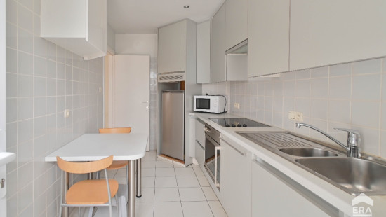 Square des Latins - 30 - - 1050