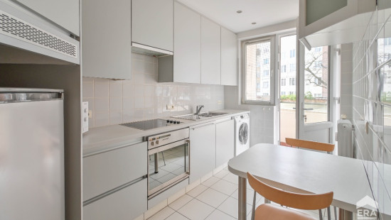 Square des Latins - 30 - - 1050