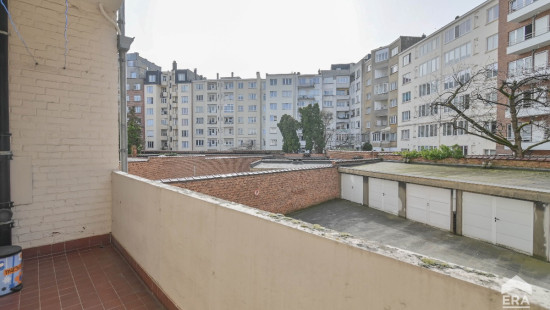 Square des Latins - 30 - - 1050