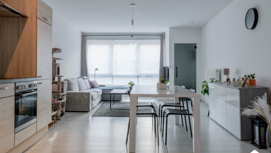 Varkensmarkt - 55 - - 3590