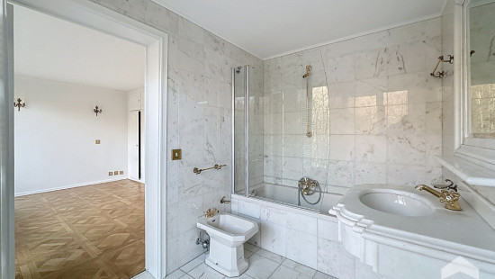 Avenue Franklin Roosevelt - 117 - 7 - 1000