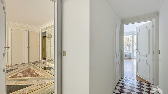 Avenue Franklin Roosevelt - 117 - 7 - 1000