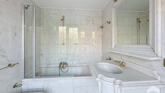 Avenue Franklin Roosevelt - 117 - 7 - 1000