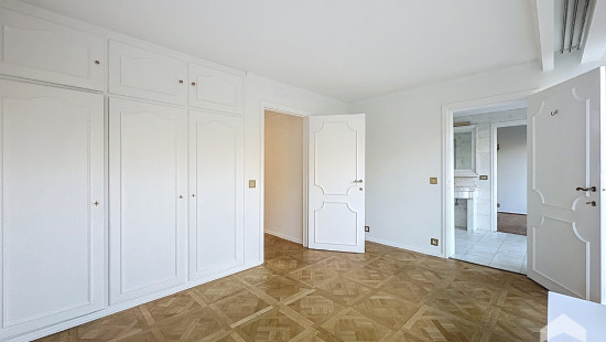 Avenue Franklin Roosevelt - 117 - 7 - 1000