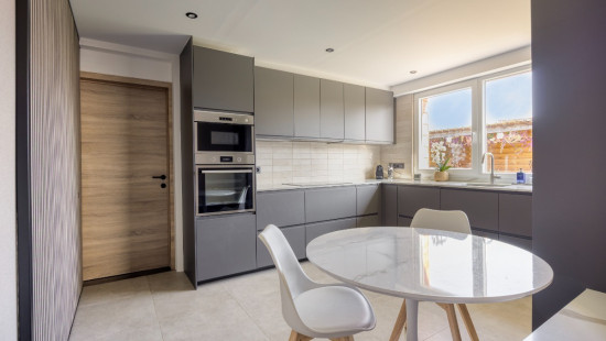 Putsebaan - 136 - - 3140