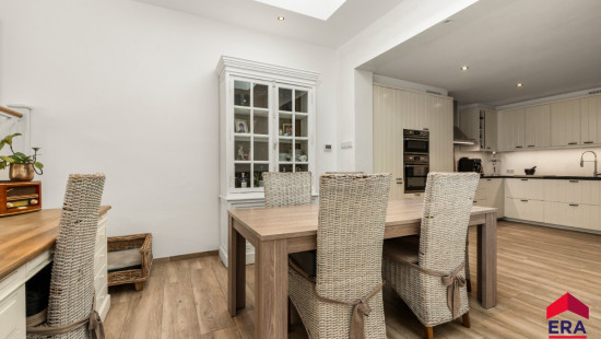 Bredestraat - 105 - - 9300