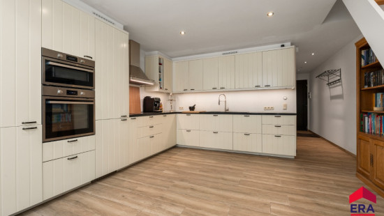 Bredestraat - 105 - - 9300