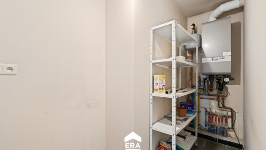 Stationsstraat - 27 - - 9900