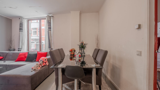 Rue Large Voie - 147 - 001 - 4040