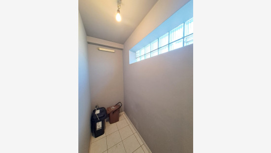 Kerkstraat - 42 - 0007 - 8570