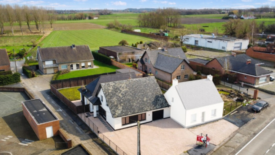 Schoolweg - 2 - - 9770