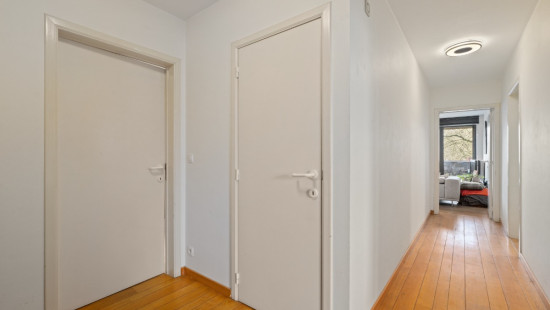 Dorpsplein - 3 - 3 - 1830