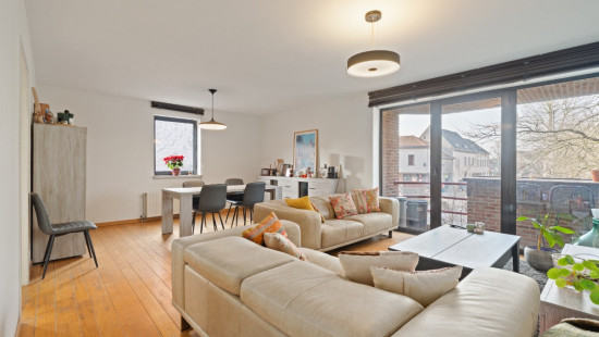 Dorpsplein - 3 - 3 - 1830