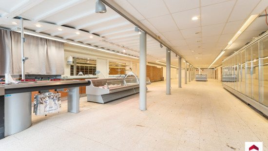 Statiestraat - 121 - - 8720