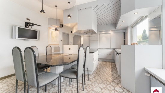 Statiestraat - 121 - - 8720