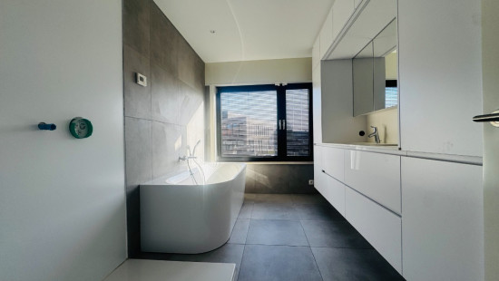 Stationsstraat - 98 - - 8880