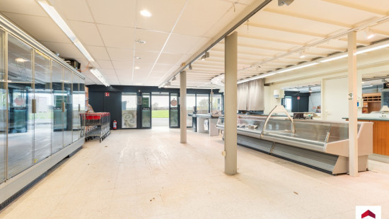 Statiestraat - 121 - - 8720