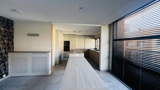 Stationsstraat - 98 - - 8880