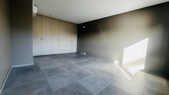 Stationsstraat - 98 - - 8880