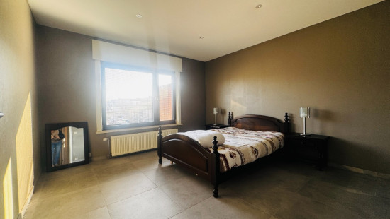 Stationsstraat - 98 - - 8880