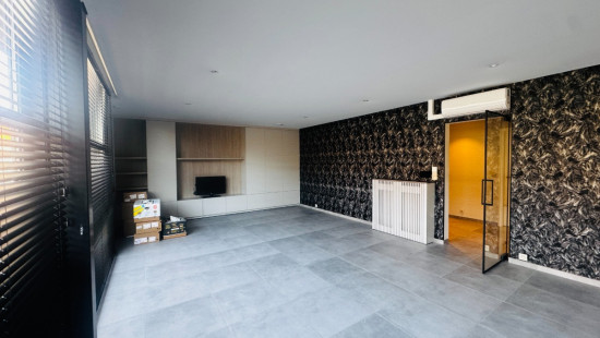 Stationsstraat - 98 - - 8880