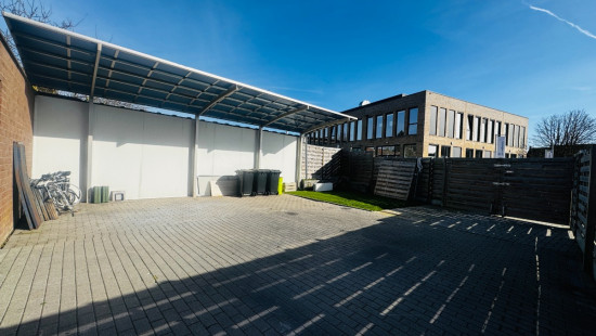 Stationsstraat - 98 - - 8880