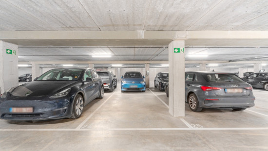 Leo J. Krynlaan - 27 - 202 - 2050